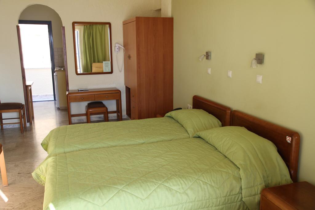 Hotel Philoxenia Masouri Oda fotoğraf